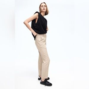 H&M Beige Ankle Length Slacks Size 6